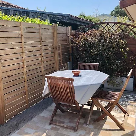 Duplex Lumineux Idealement Situe Apartamento